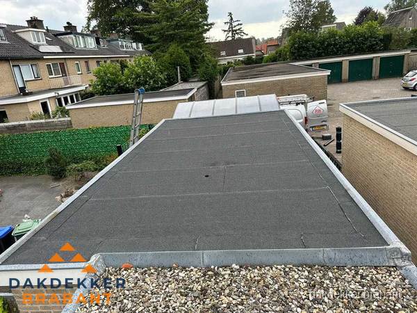 Dakinspectie plat dak na renovatie in Brabant